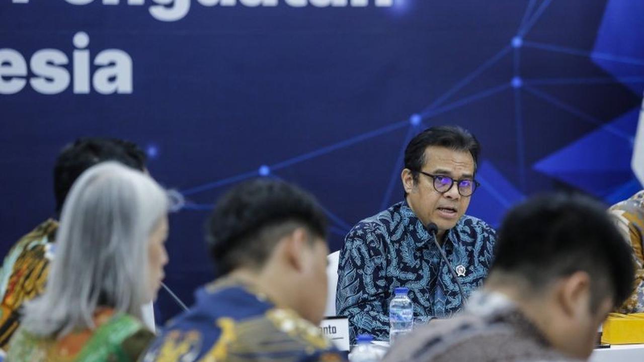 Pemerintah Siapkan Regulasi AI: Dukung Inovasi dan Lindungi Hak Masyarakat