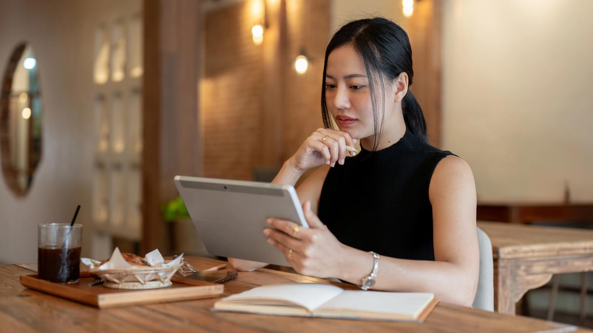 Zodiak Paling Cepat Bosan dengan Percakapan Dangkal: Siapa Saja Mereka?