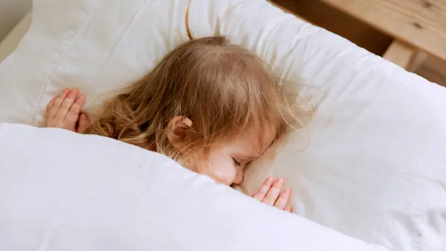 Rahasia Mengatasi Jam Tidur Anak yang Berantakan Setelah Full Liburan