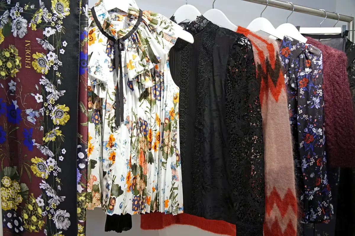 Lengkapi Gaya dengan koleksi Kolaborasi H&M X ERDEM