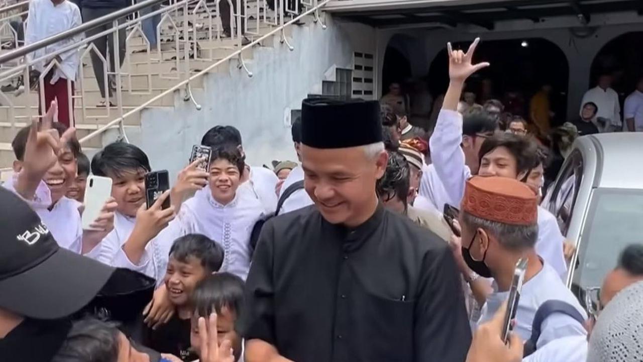 Laporan IPW soal Dugaan Gratifikasi Ganjar Harus Dipisahkan dari Politik
