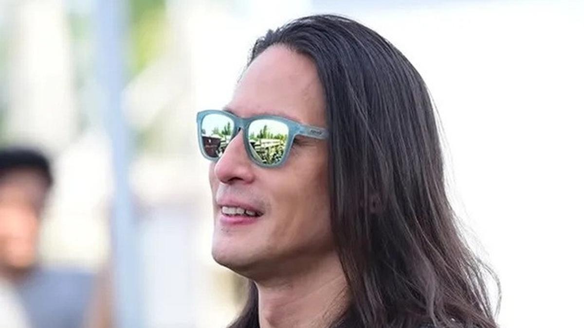Foto-foto Penampilan Chef Juna di Usia 50 Tahun, Makin Berkharisma