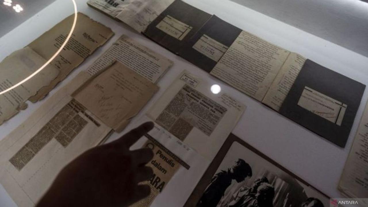 Menguak Jejak Paus Sastra: Koleksi PDS HB Jassin, dari Arsip Nasional hingga Diusulkan Memori Dunia UNESCO