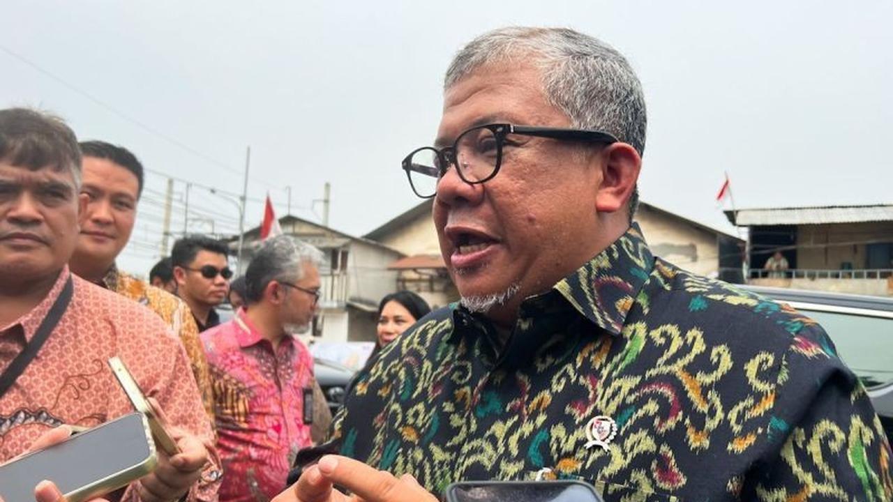 Mantan Pimpinan Komisi Hukum, Fahri Hamzah Siap Patuhi Putusan MK Soal Larangan Rangkap Jabatan