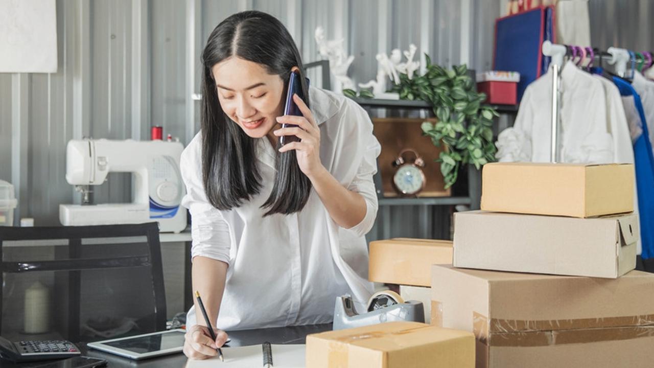 Berlomba-lomba Perkuat Daya Saing lewat Fitur & Inovasi, Siapa E-Commerce yang paling Unggul?