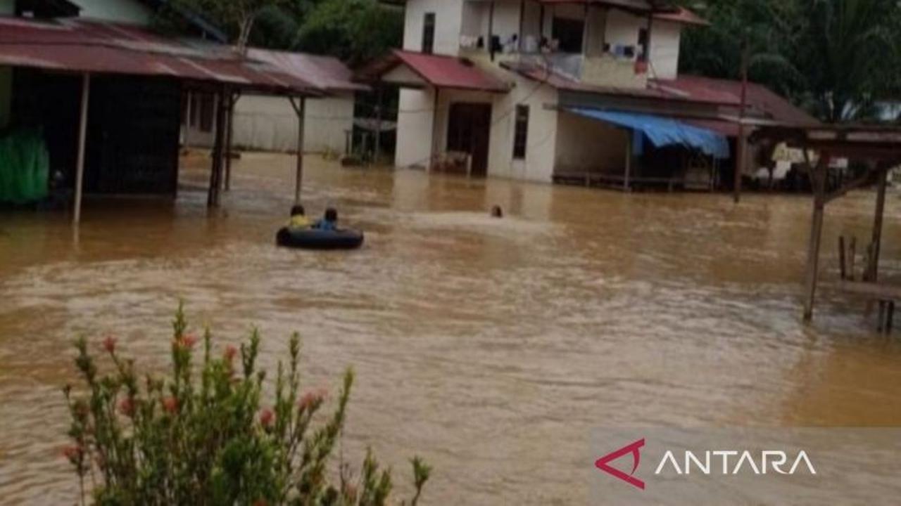 BNPB Imbau Peningkatan Kesiapsiagaan Bencana Melawi Hadapi Banjir dan Longsor