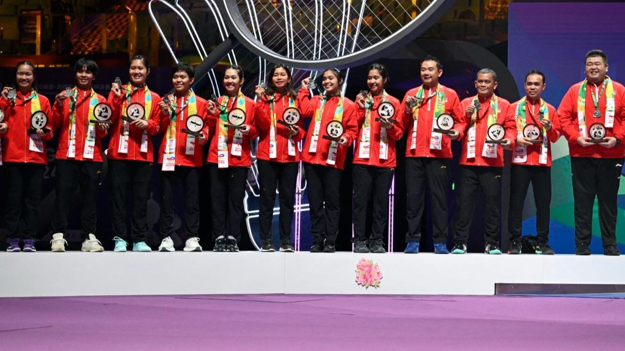 Meski gagal juara di Uber Cup 2024, tim putri Indonesia tetap mencatatkan cerita yang membanggakan.