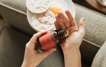 Langkah yang Harus Dilakukan jika Anak Telanjur Minum Vitamin Palsu