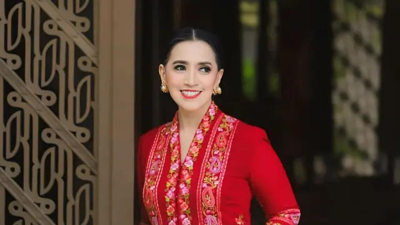 5 Warna Kebaya yang Cocok untuk Semua Warna Kulit