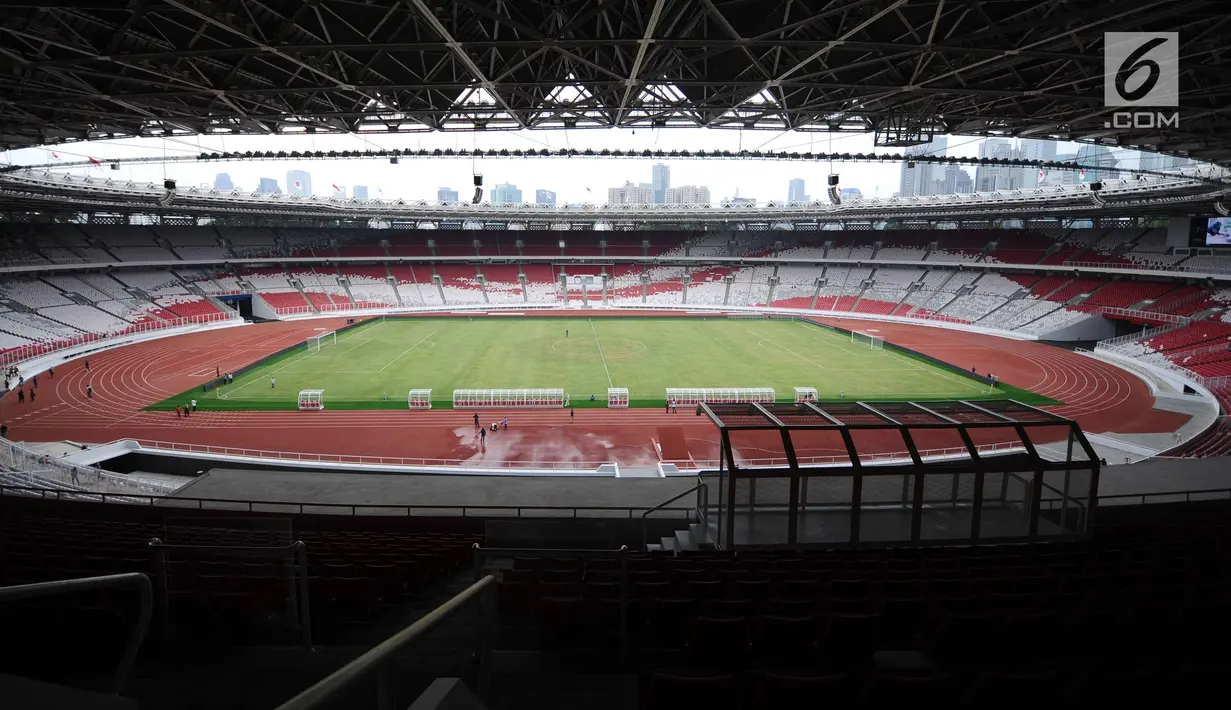 Kondisi Stadion Gelora Bung Karno pasca renovasi, Jakarta, Jumat (12/1). Stadion GBK akan diresmikan penggunaannya sekaligus menggelar pertandingan persahabatan antara Indonesia vs Islandia, Minggu (14/1). (Liputan6.com/Helmi Fithriansyah)