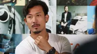 Denny Sumargo saat berkunjung ke redaksi Liputan6.com (Liputan6.com/Herman Zakharia)