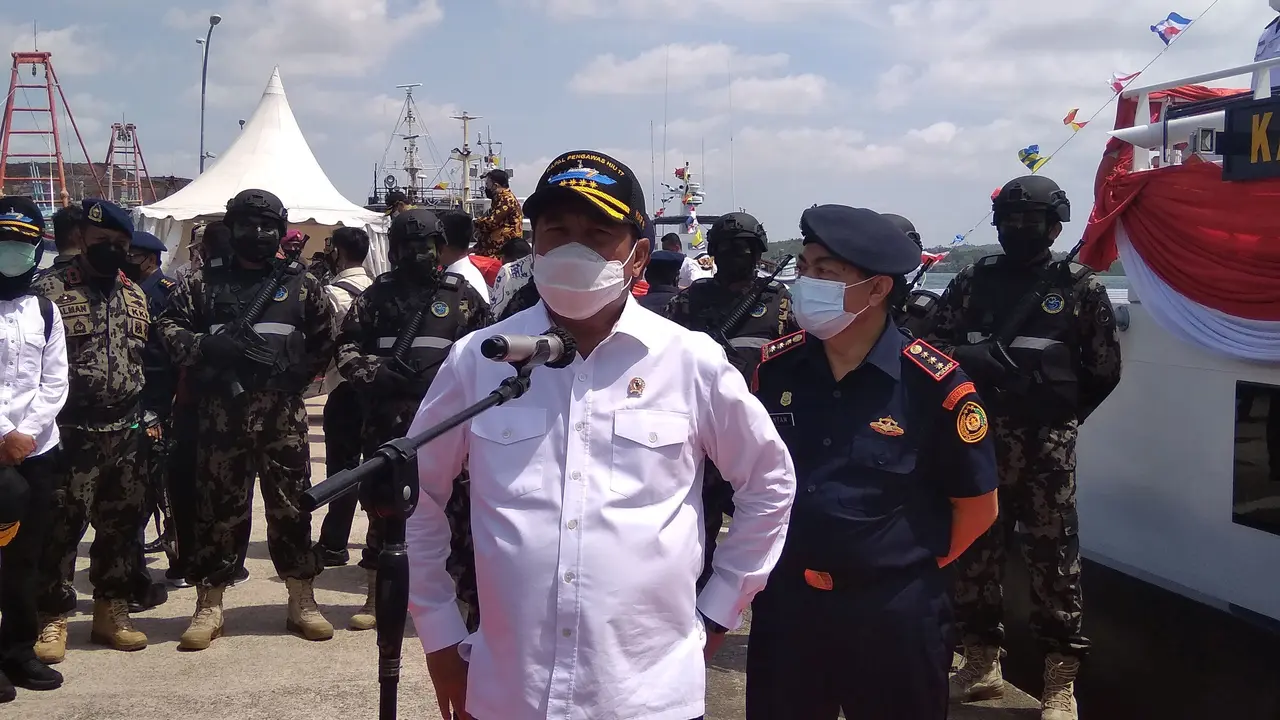 Menteri Kelautan dan Perikanan, Sakti Wahyu Trenggono melepas ekspor 79,5 ton rumput laut kering asal Batam.