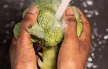 Cuci Buah dan Sayur dengan Satu Bahan Ini untuk Hilangkan Residu Pestisida