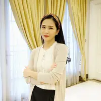 Belum lama ini, Bunga Zainal mengungkap ke publik tentang sisi lain darinya yang belum diketahui. Salah satunya adalah harus sempurna dalam setiap penampilannya. Hal itu ternyata sudah terjadi sejak Bunga duduk di bangku SMP. (Instagram/bungazainal05)