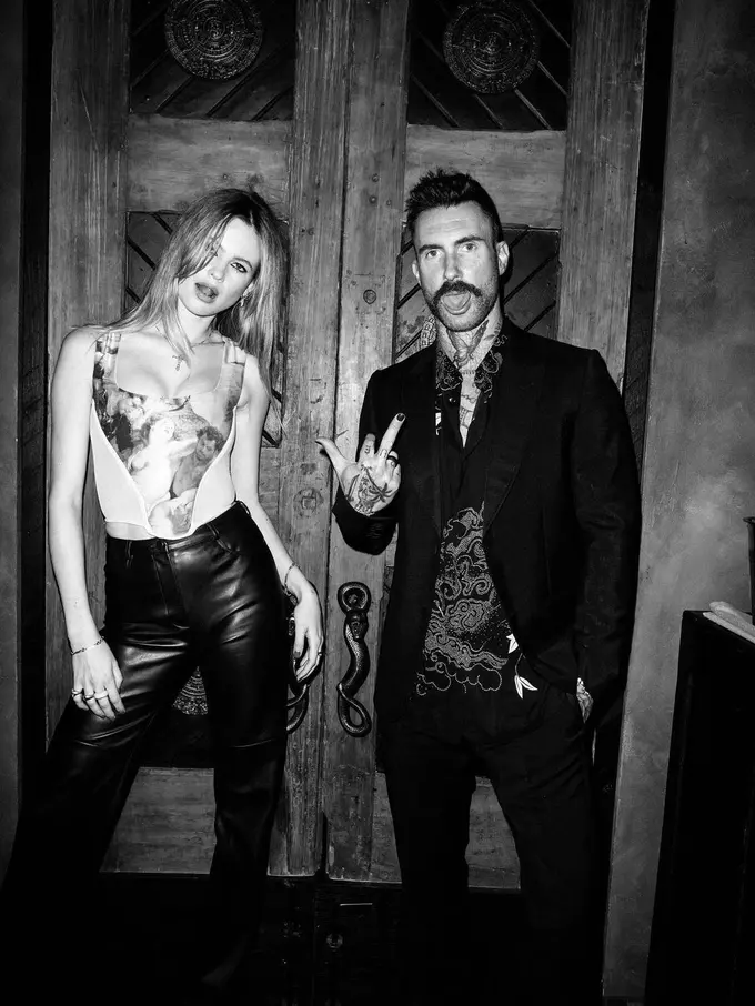 6 Gaya Kompak Adam Levine dan Istrinya, Behati Prinsloo Sebelum Isu Perselingkuhan