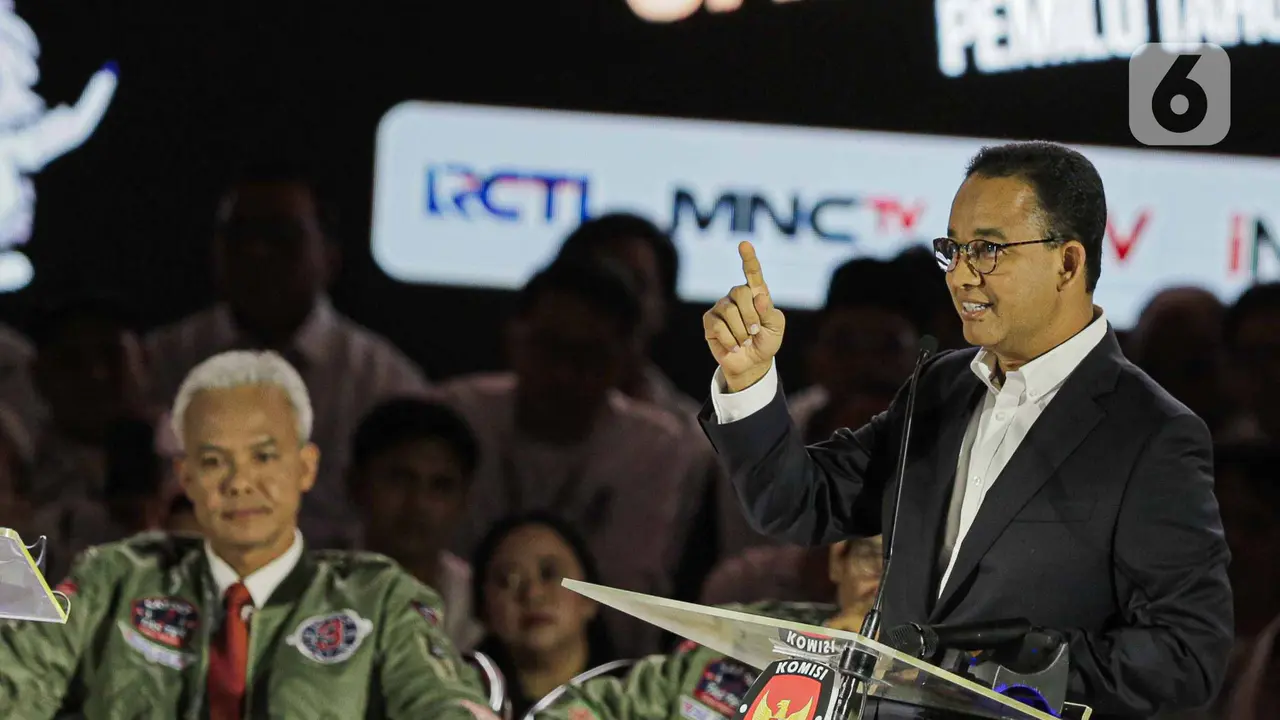 Ekspresi Ketiga Calon Presiden Saat Adu Gagasan pada Debat Ketiga Pelimu 2024