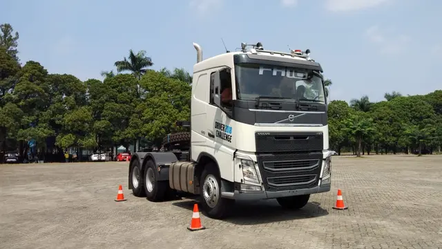 Truk Volvo