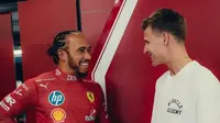 Momen Lewis Hamilton bertemu Fabio Quartararo pada balapan F1. (Crash.net)
