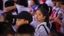 Para siswa mengikuti upacara pembukaan sekolah di Provinsi Hoa Binh, Vietnam, 5 September 2020. Hampir 23 juta siswa di Vietnam memulai tahun ajaran baru pada 5 September 2020 di tengah pandemi COVID-19. (Xinhua/VNA)