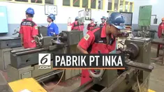 Menteri BUMN Rini Soemarno meninjau perkembangan pembangunan industri kereta api terbesar di Asia Tenggara di Banyuwangi, Jawa Timur pada Rabu (17/7) siang.