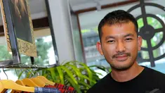  Rio Dewanto punya kesibukan baru, sekarang ia adalah salah satu pemilik clothing line bertajuk Hunted (Liputan6.com/Faisal R Syam).
