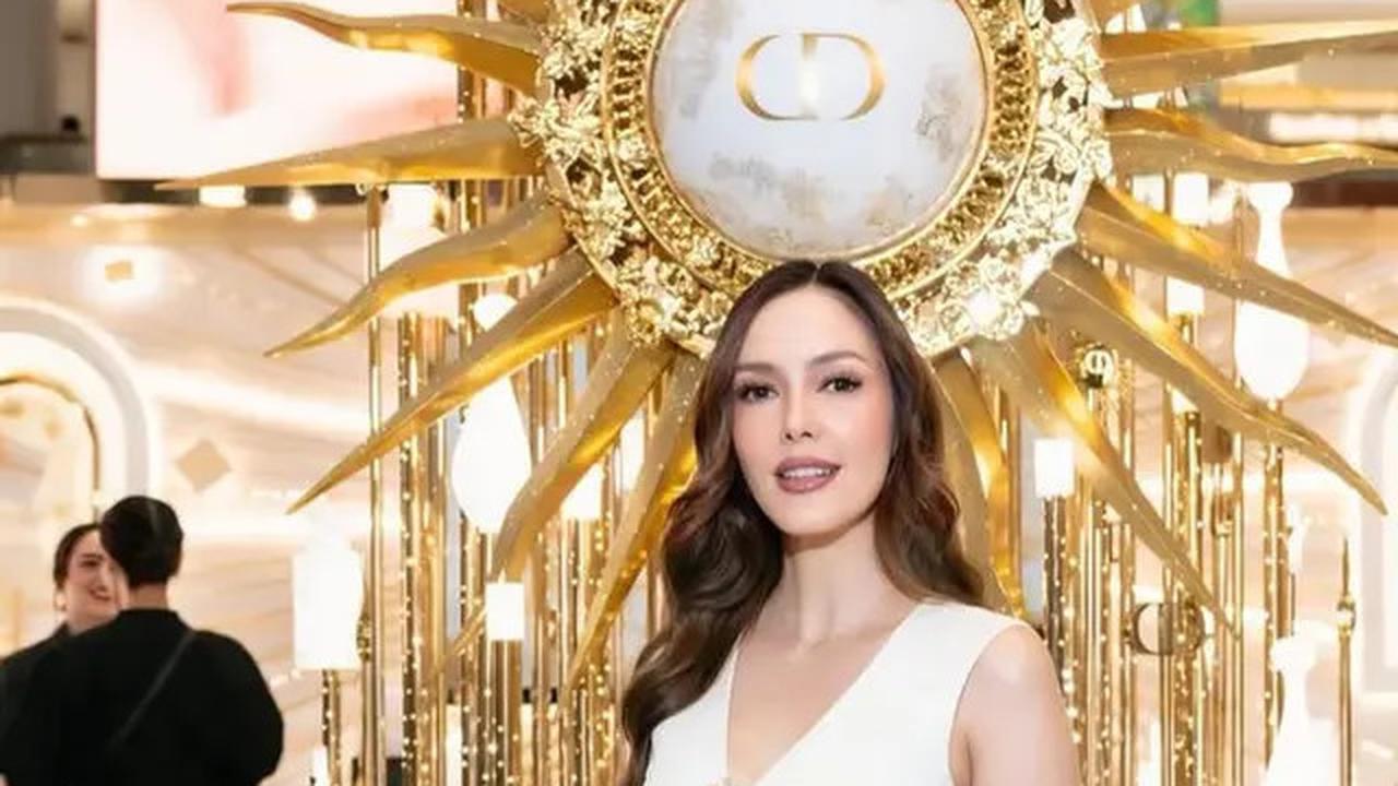 8 Tampilan Menawan Para Artis Head to Toe Kenakan Dior saat Hadir di Dior Beauty Holiday 2024, Alyssa Daguise hingga Julie Estelle
