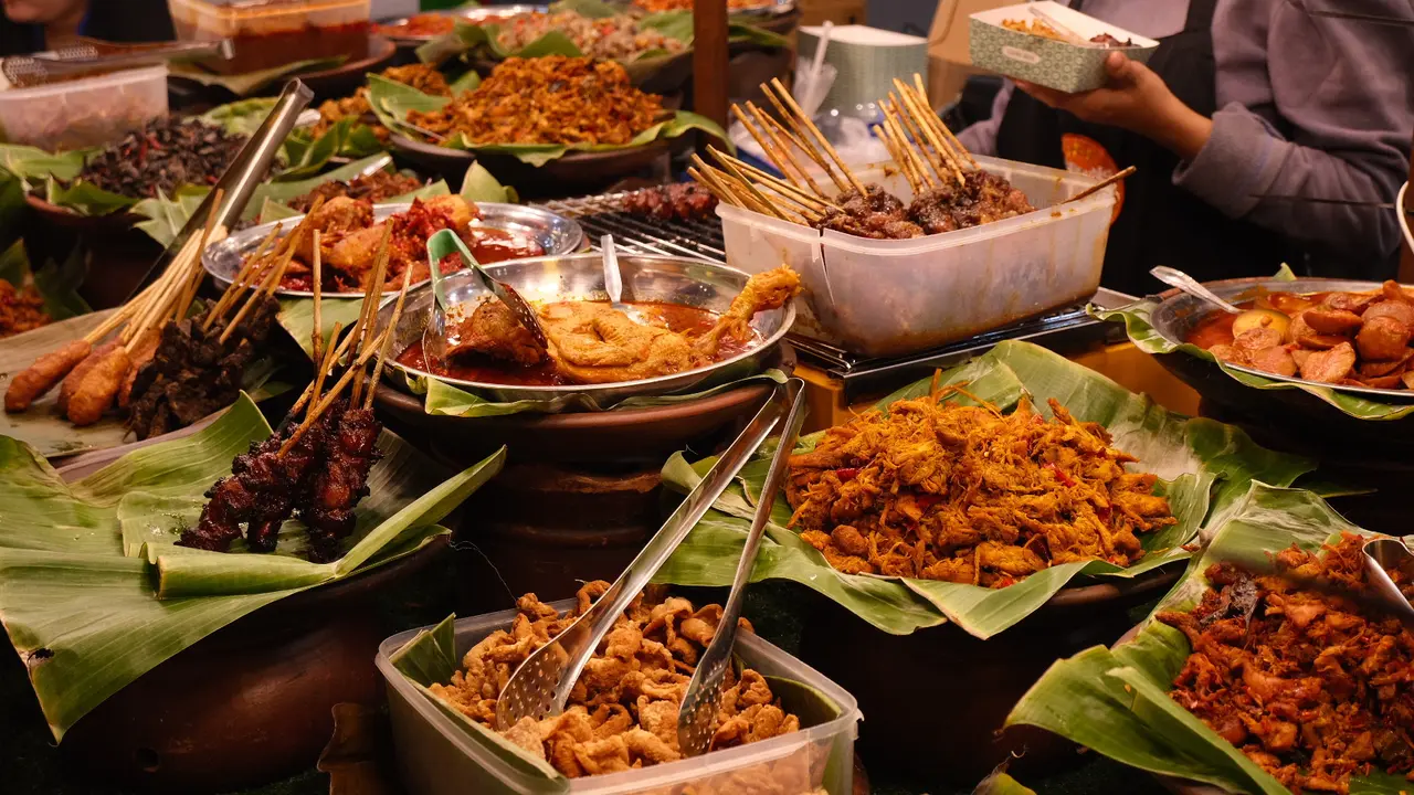 Pasar Senggol