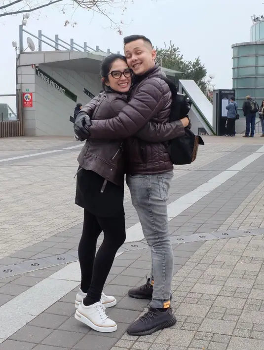 Keluarga Ussy Sulistiawaty dan Andhika Pratama (Instagram/ussypratama)