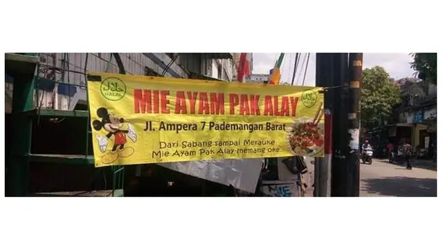 6 Nama Warung Pakai Panggilan Pemilik Ini Bikin Pelanggan Mikir Dua Kali