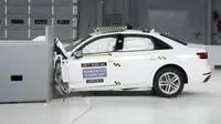 Kelemahan Audi A4 Ada di Struktur Ruang Pengemudi
