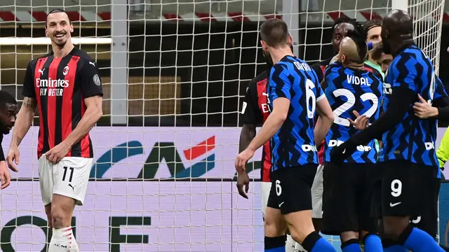 FOTO: Momen Romelu Lukaku Meradang Hingga Zlatan Ibrahimovic Dipaksa Keluar Lapangan