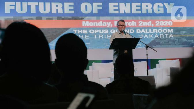 Menteri ESDM  Arifin Tasrif memberikan sambutan dalam pembukaan Jakarta Energy Forum 2020 di Jakarta, Senin (2/3/2020). Jakarta Energy Forum 2020 tersebut mengangkat tema 'The Future of Energy'. (Liputan6.com/Faizal Fanani)