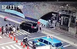 Dugaan Pelat Nomor Palsu Alphard Viral di Bundaran HI Diselidiki