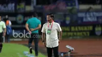 Djadjang Nurdjaman, Persib Bandung. (Bola.com/Nicklas Hanoatubun)