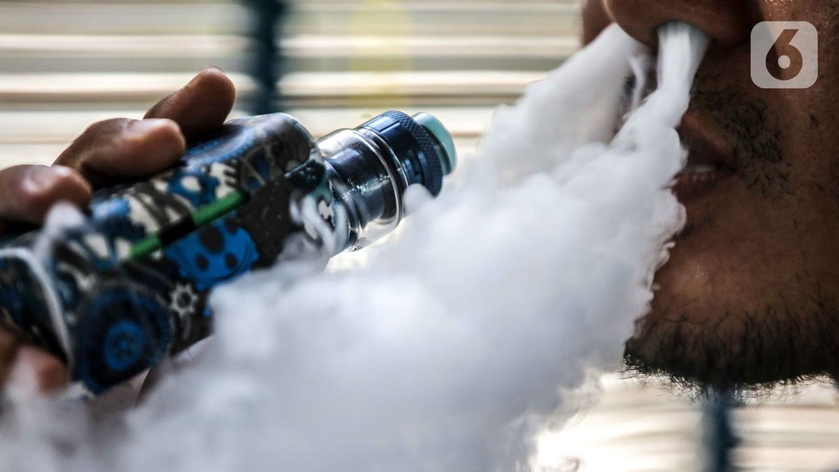 Vape Bukan Jalan Keluar dari Rokok, Kanker Paru Masih Mengintai