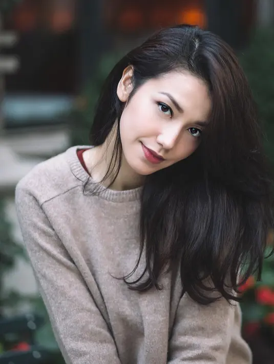 (Instagram/vaelovexia)