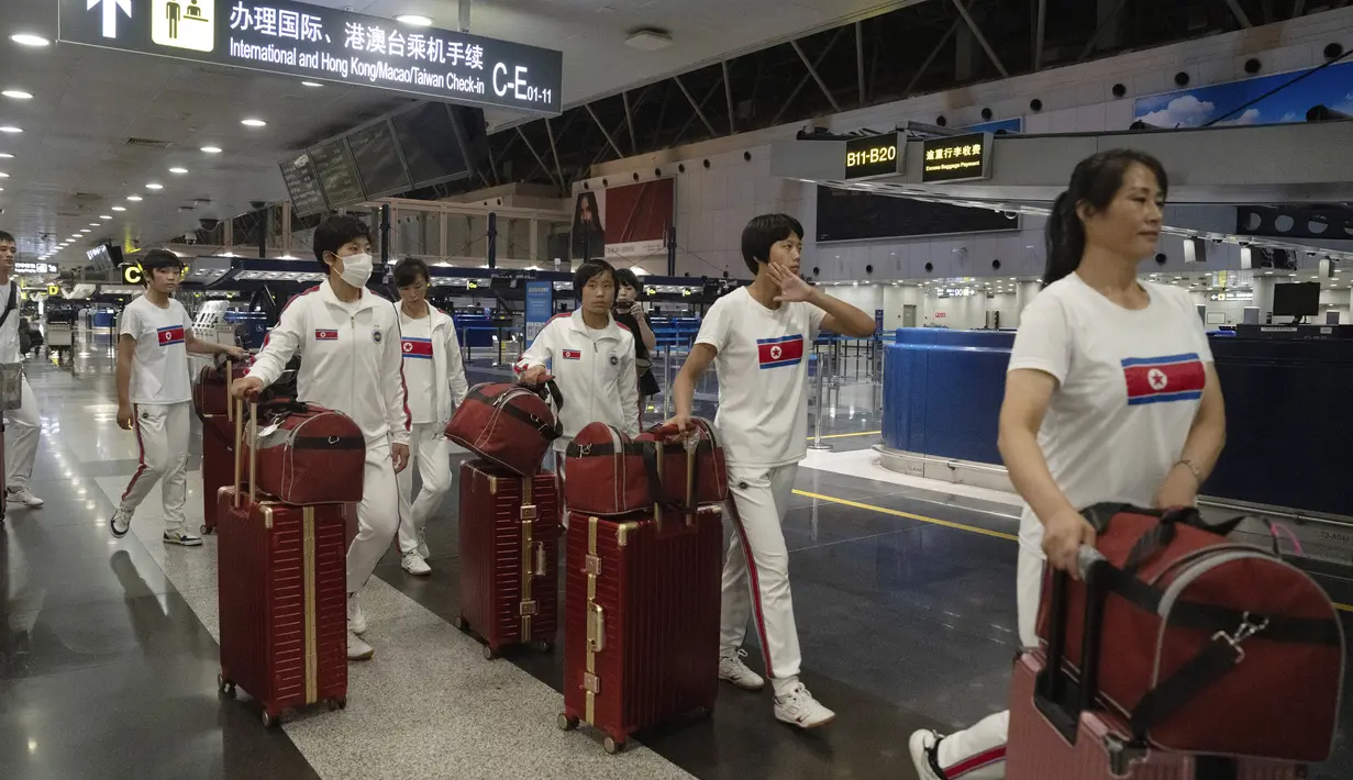 Tim Taekwondo Korea Utara akan mengikuti Kejuaraan Dunia Taekwondo di Kazakhstan mulai hari Jumat (18/8).(AP Photo/Ng Han Guan)