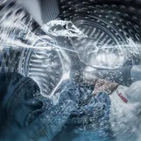 Ilustrasi mencuci pakaian dengan mesin cuci/Shutterstock-nexus 7.