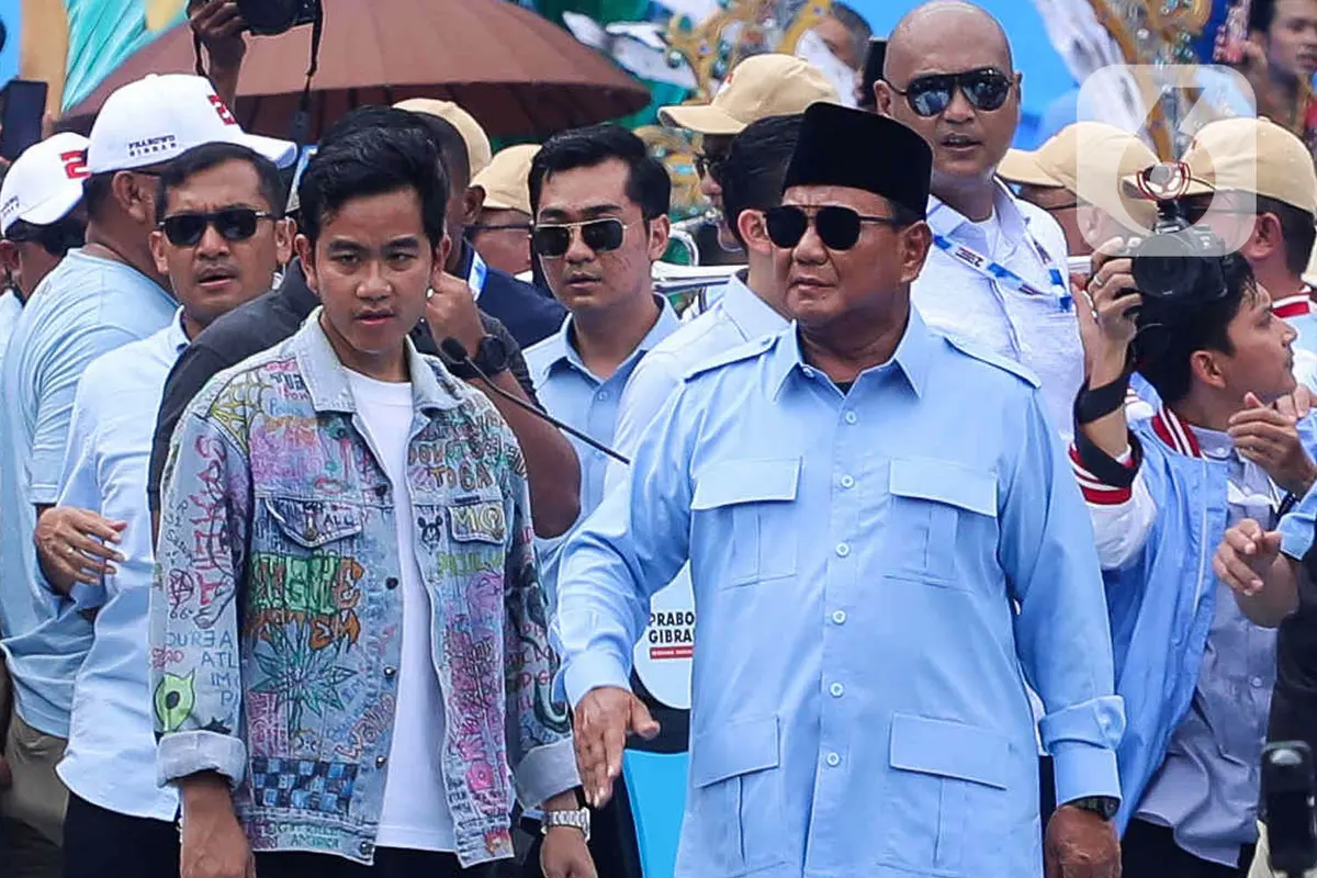 Prabowo-Gibran Menyapa Ratusan Ribu Pendukungnya di Kampanye Akbar Pesta Rakyat Untuk Indonesia Maju