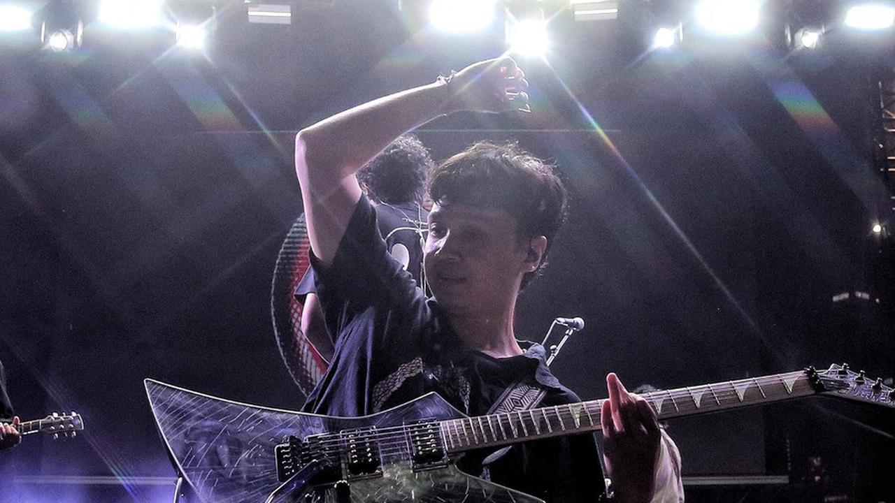 Pecah! 10 Potret .FEAST Gebrak KapanLagi Buka Bareng (KLBB) BRI Festival 2025 - Puluhan Ribu Penonton Membara Nyanyi Bareng