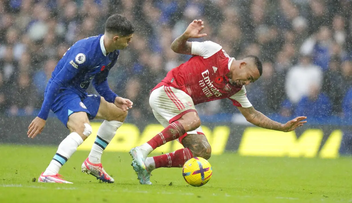 Kemenangan itu membuat Arsenal masih kokoh di pucuk klasemen Premier League 2022/2023 dengan koleksi 34 angka dari 13 laga. Sementara Chelsea tertahan di peringkat tujuh dengan raihan 21 angka. (AP/Kirsty Wigglesworth)