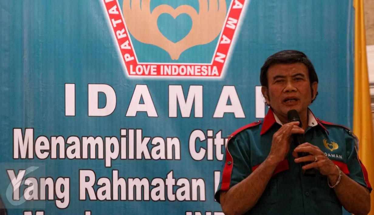 Ketua Umum Partai Idaman (Islam Damai Aman) Rhoma Irama menyampaikan kata sambutan saat deklarasi Partai Idaman di Jakarta, Sabtu (11/7/2015). (Liputan6.com/Yoppy Renato)