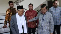 Wakil Presiden terpilih Ma'ruf Amin usai menemui Wakil Presiden Jusuf Kalla di Kantor Wakil Presiden, Jakarta, Kamis (4/7/2019). Pertemuan JK dan Ma'ruf hari ini diketahui untuk bertukar informasi terkait tugas sebagai wakil presiden. (Liputan6.com/Angga Yuniar)