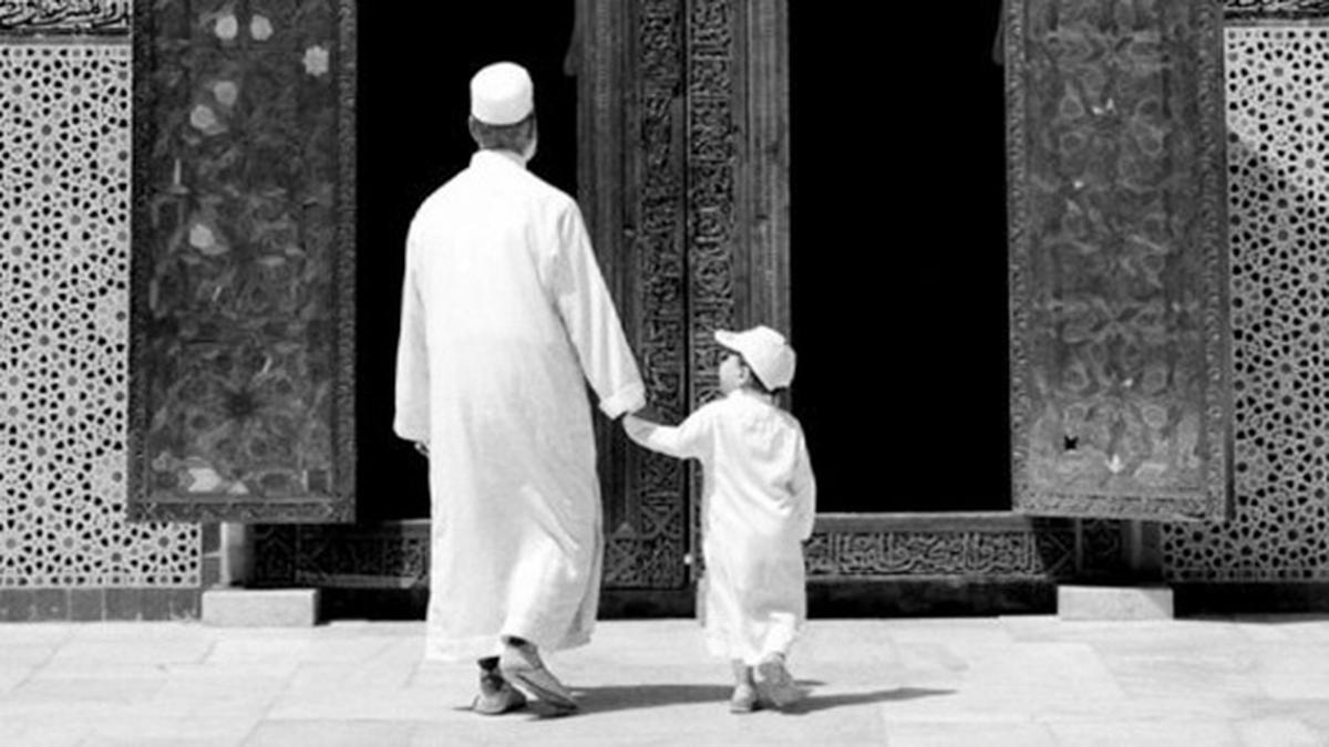 Menyoal Hassan & Hussein, Cucu-Cucu Kesayangan Rasulullah SAW