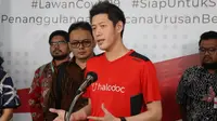 Di Graha BNPB, Jakarta, Jumat (27/3/2020), CEO Halodoc Jonathan Sudharta menyampaikan, pasien yang positif Corona COVID-19 dapat berkonsultasi dan berinteraksi dengan layanan telemedik. (Dok Badan Nasional Penanggulangan Bencana/BNPB)