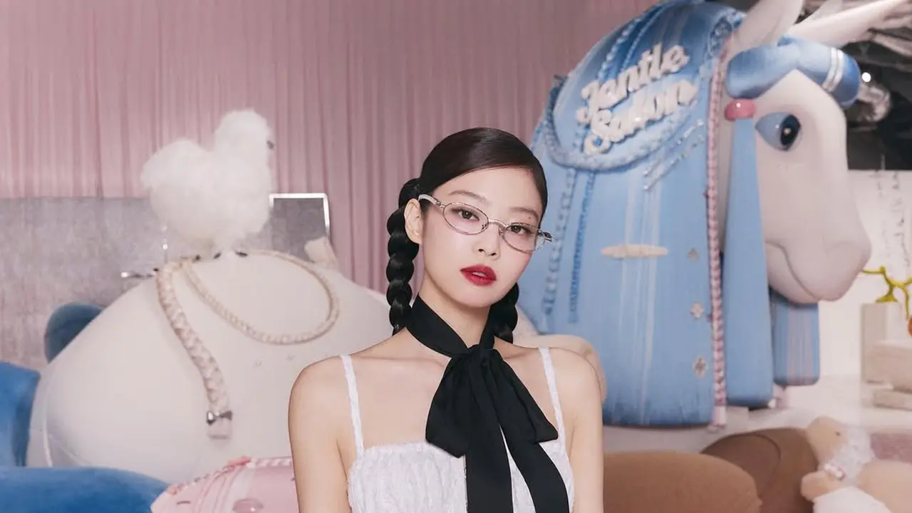 Jennie BLACKPINK Buktikan “Sold Out Queen”, Intip Deretan Jejak Kolaborasinya yang Selalu Laris Manis