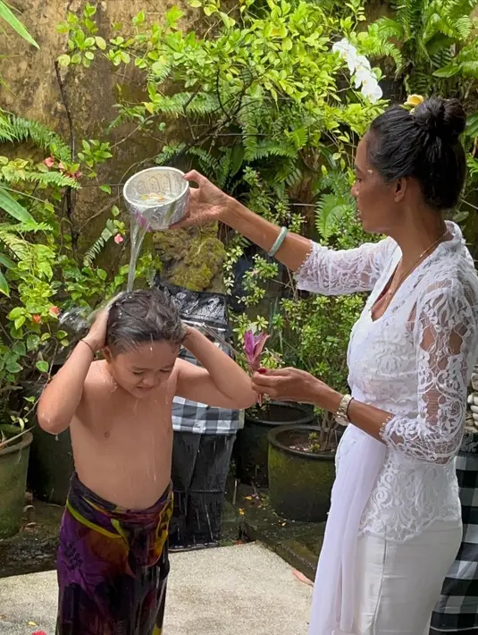 [Instagram/inijedar]