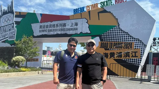 Wakil Ketua Umum FPTI, Herry Heryawan atau yang karib disapa Herimen memimpin langsung kontingen atlet nasional panjat tebing Indonesia ke China.