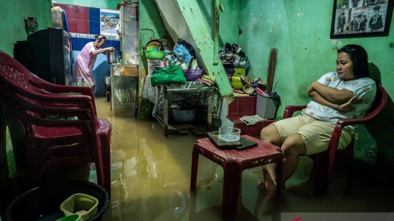 Banjir Jakarta Meluas: 143 RT dan 16 Ruas Jalan Terendam Akibat Curah Hujan Tinggi
