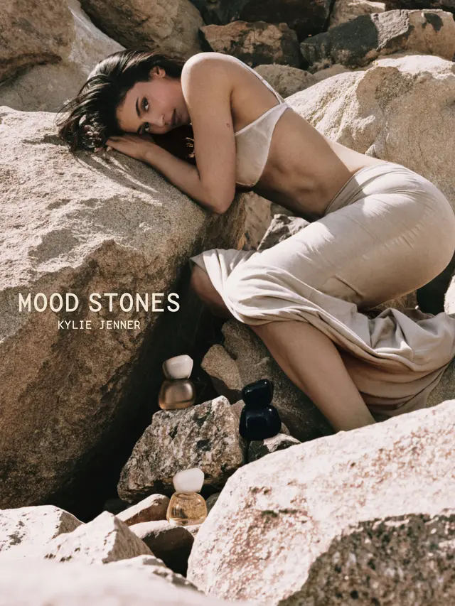 Koleksi Parfum Baru Kylie Jenner Resmi Meluncur, Hadirkan Tiga Aroma yang Ikuti Mood
